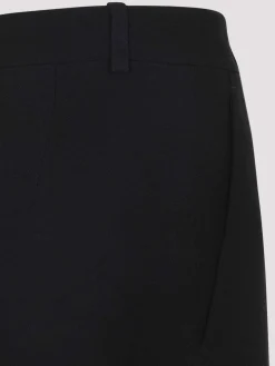 Pantaloni svasati