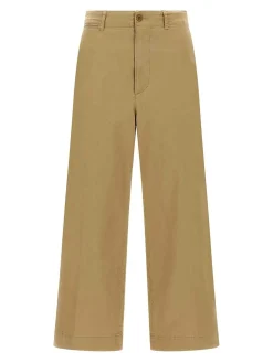 Pantaloni tagliati