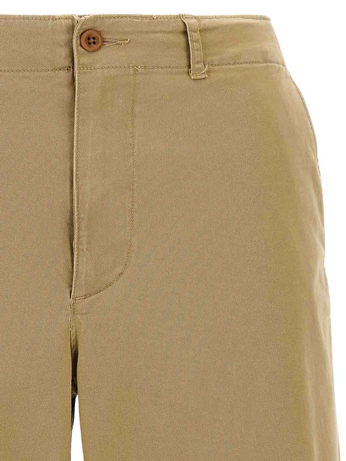 Pantaloni tagliati