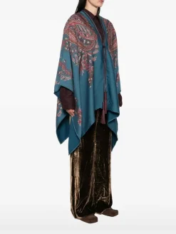 Reversible Cape