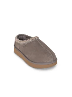 Sabot fatti in pelle scamosciata