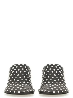 Sabot in pelle con borchie