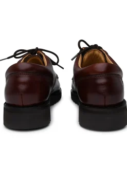 Scarpa in pelle marrone