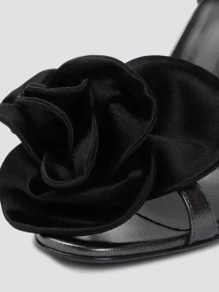 Scarpe floreali