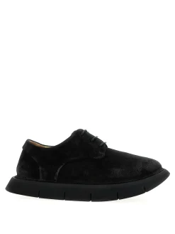 Scarpe intagliata derby