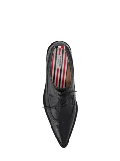 Scarpe stringate in pelle