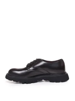 Scarpe stringate in pelle
