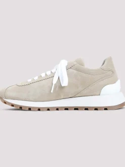 Sneaker