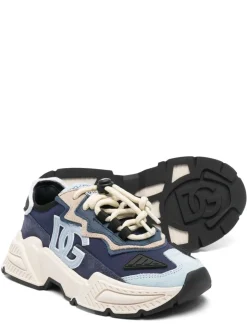 Sneaker a bassa pizzo