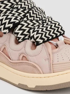 Sneaker a marcia