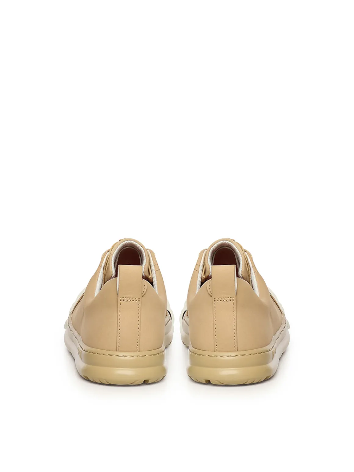 Sneaker beige di giunzione