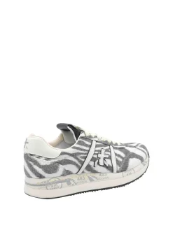 Sneaker Conny