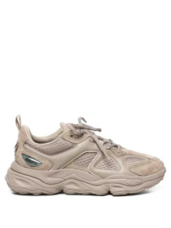 Sneaker corridori satellitari
