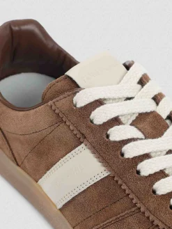 Sneaker in pelle in pelle scamosciata