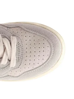 Sneaker in pelle scamosciata medaglia