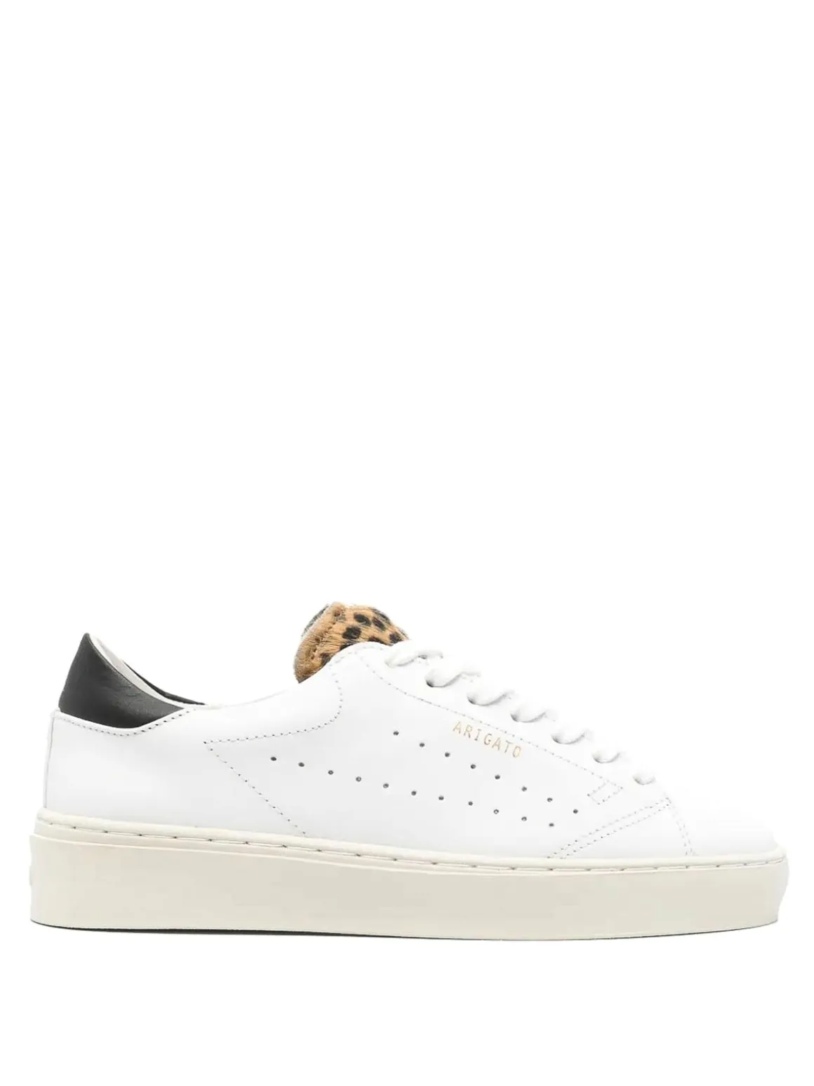 Sneaker in tribunale
