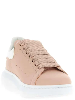 Sneaker Larry