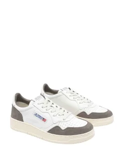 Sneaker medialiste