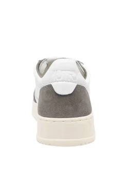 Sneaker medialiste
