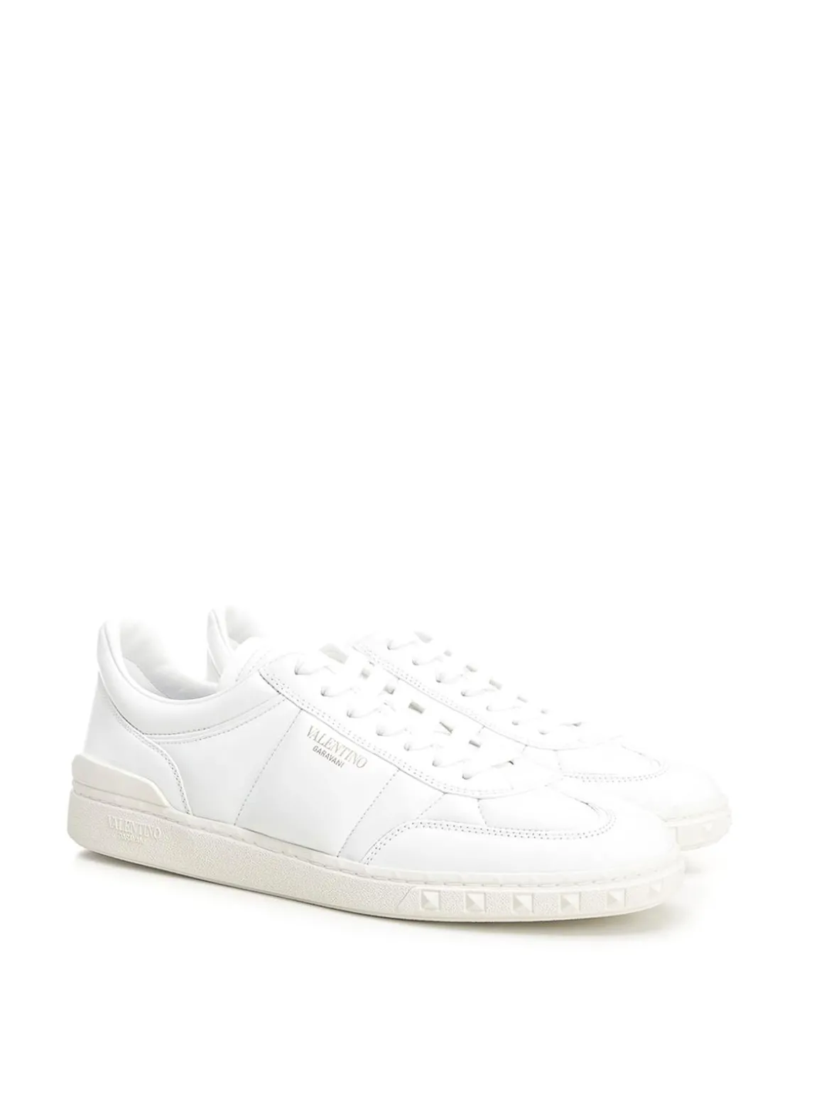 Sneaker top a basso aumento