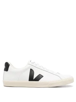 Sneakers logate