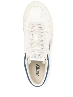 Sneakers s