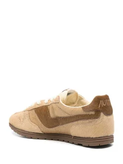 Sneakers s