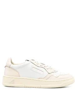 Sneakers s