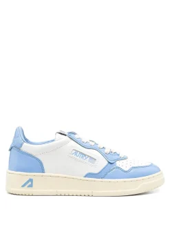 Sneakers s