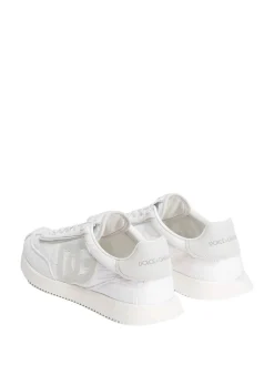 Sneakers s