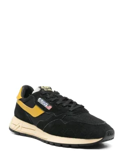 Sneakers s