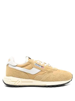Sneakers s
