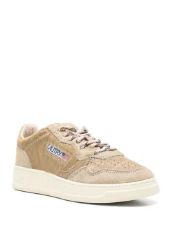 Sneakers s