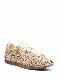 Sneakers s