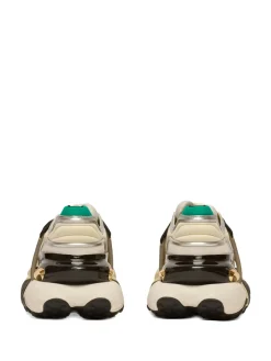 Sneakers s