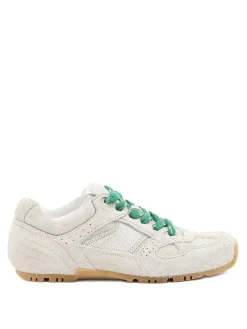 Sneakers s
