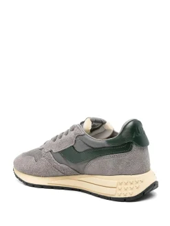 Sneakers s