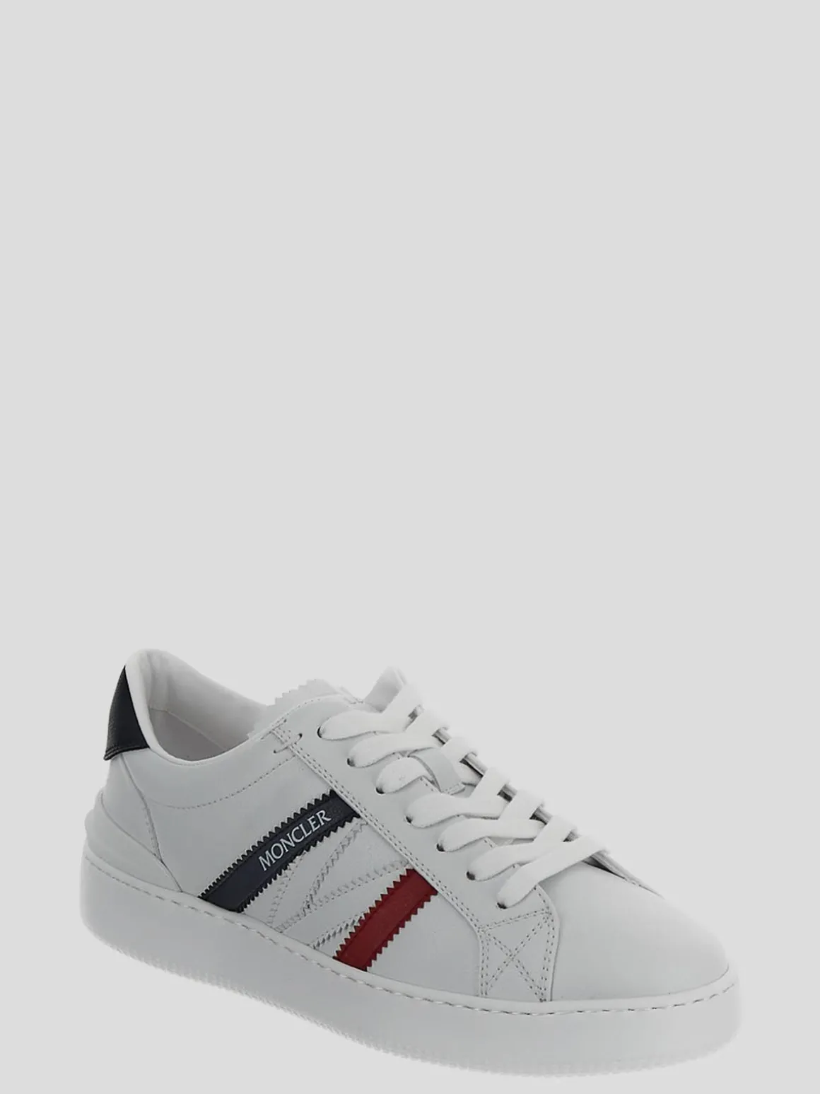 Sneakers str