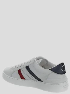 Sneakers str