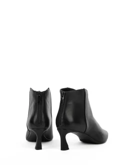 Stivaletto in pelle