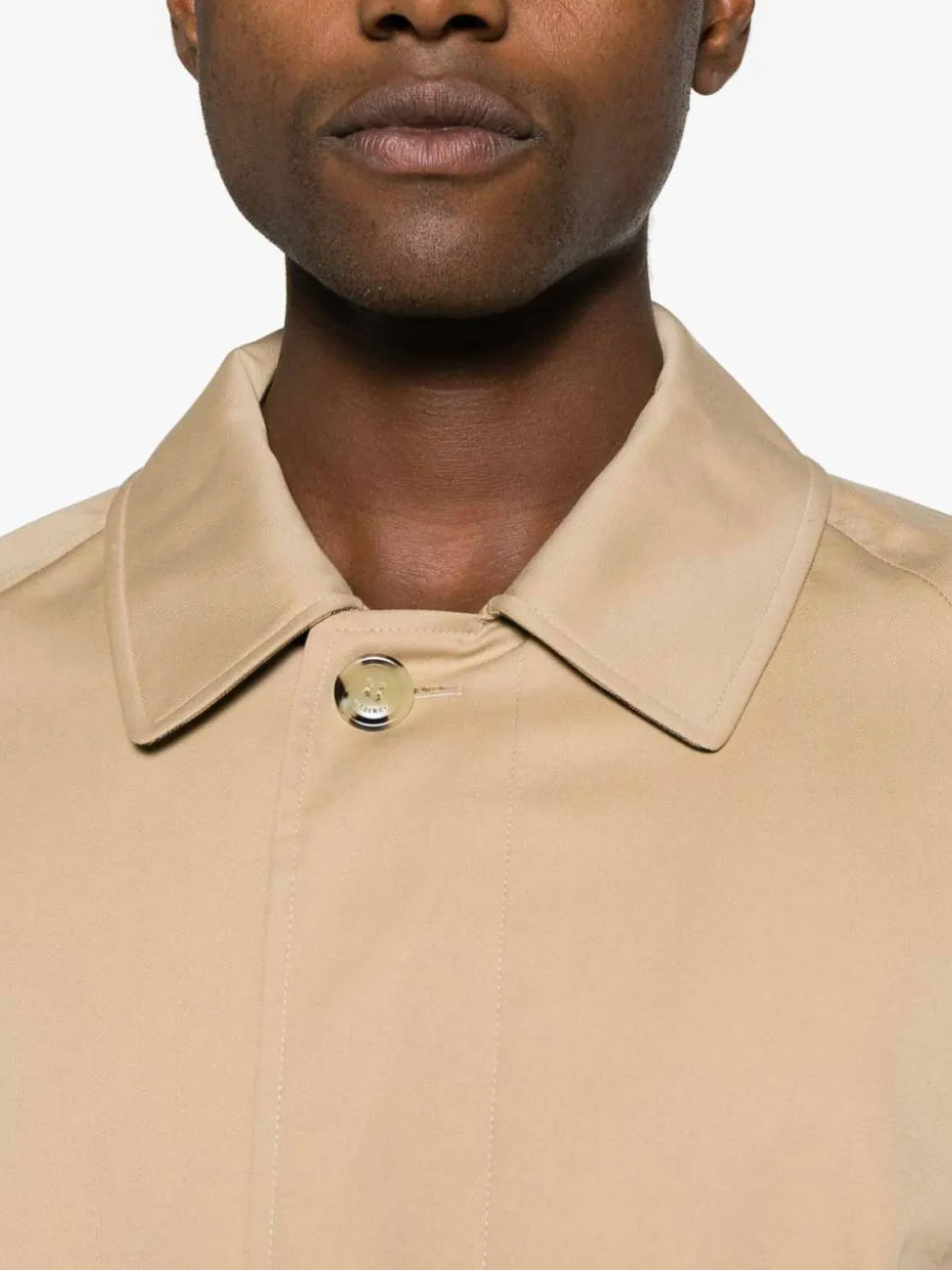 Trench color miele
