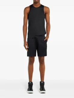 T-shirt a collo dell'equipaggio in nero