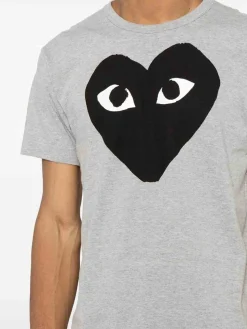 T-shirt di cotone del cuore nero