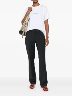 T-shirt in equilibrio di cotone bianco
