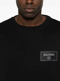 T-shirt in gira nera