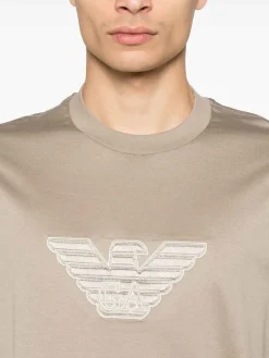 T-shirt logo