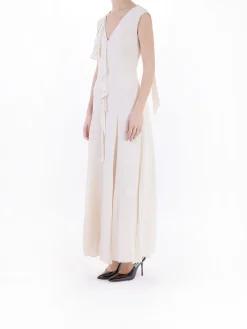 Vestito di occasione arruffato