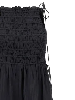 Vestito di cravatta nera