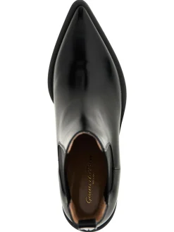 Wylie Ankle Boots